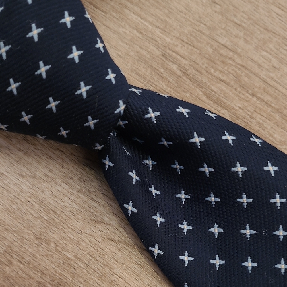 CHRISTIAN DIOR Spell Out Logo Dark Blue Polyester Silk Skinny Mens Tie VTG RARE